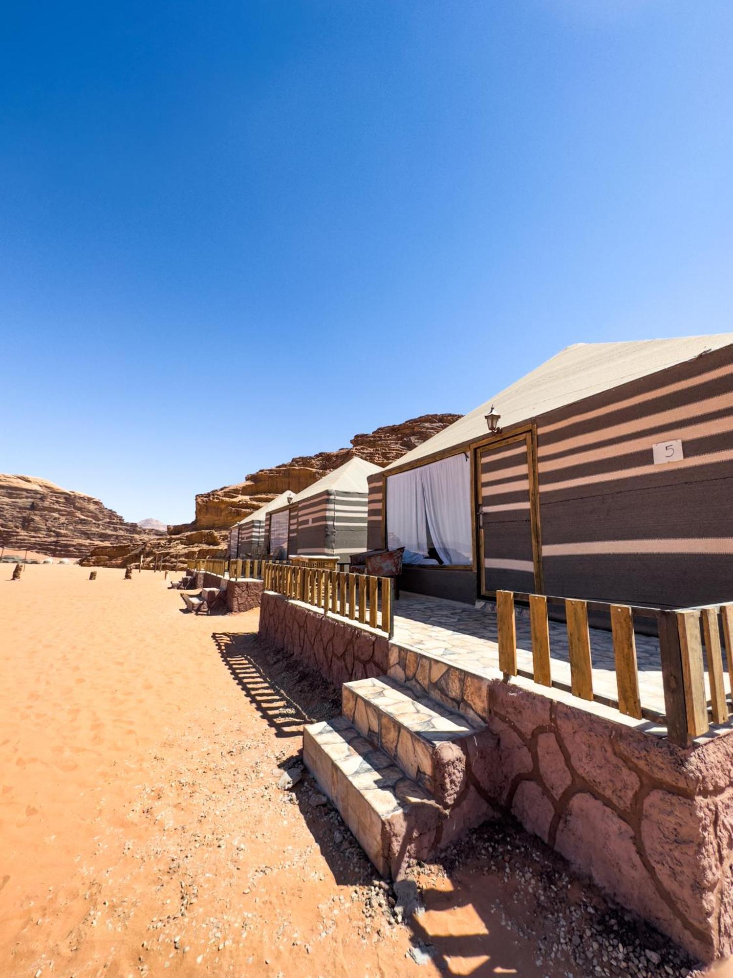 Rum Crown Wadi Rum Exterior foto